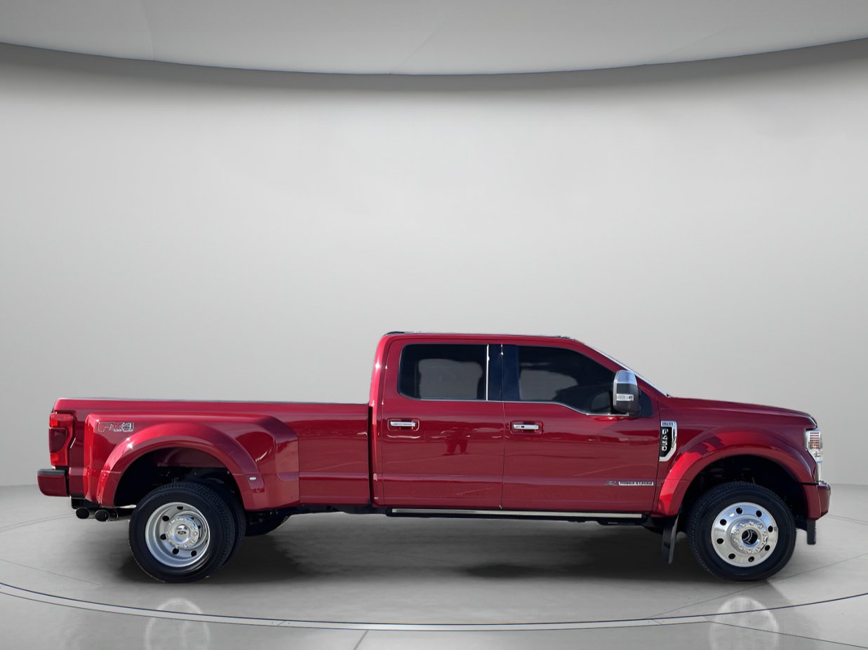 Used 2022 Ford F450 Platinum w/ FX4 Off-Road Package image 2