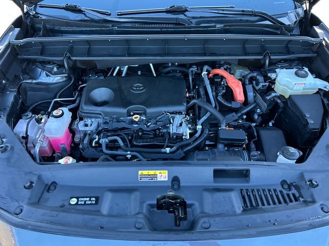 Used 2020 Toyota Highlander XLE image 32