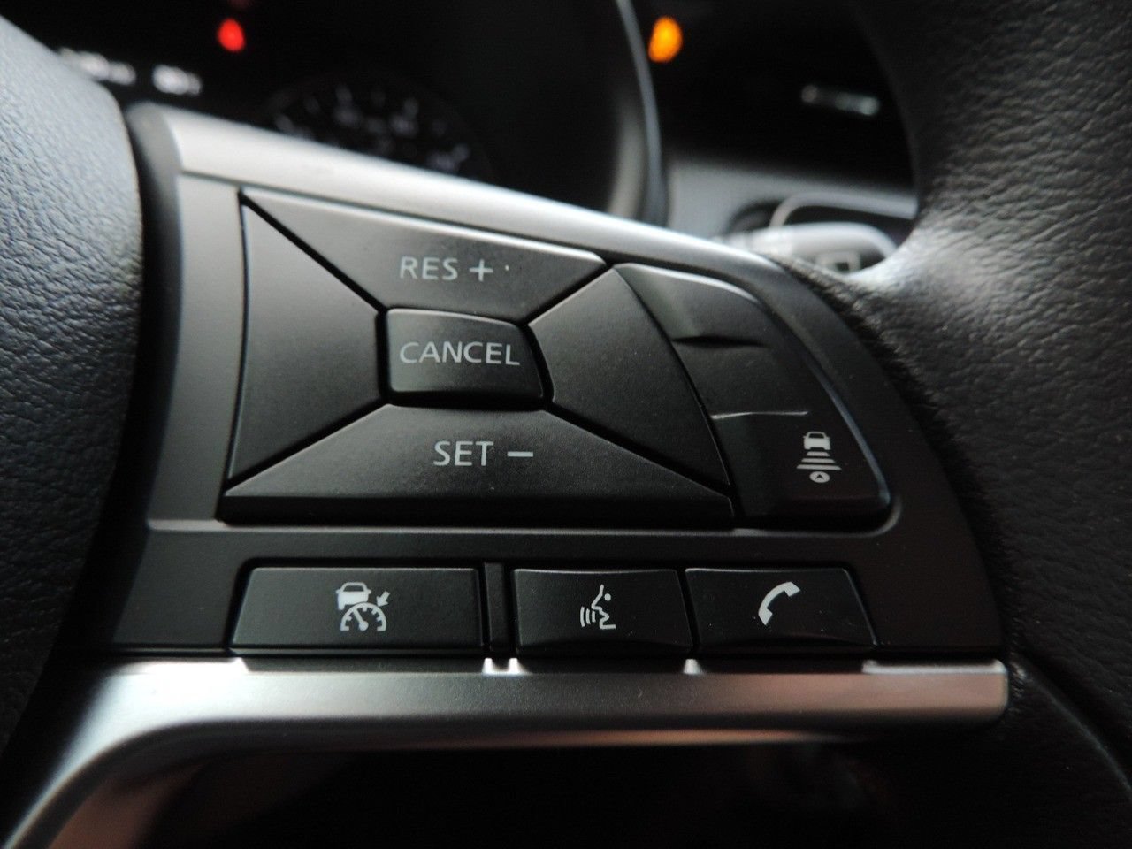 Used 2022 Nissan Kicks SV FWD image 27