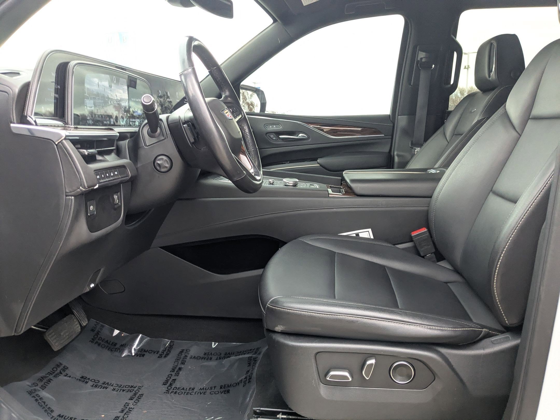 Certified 2021 Cadillac Escalade Luxury image 17