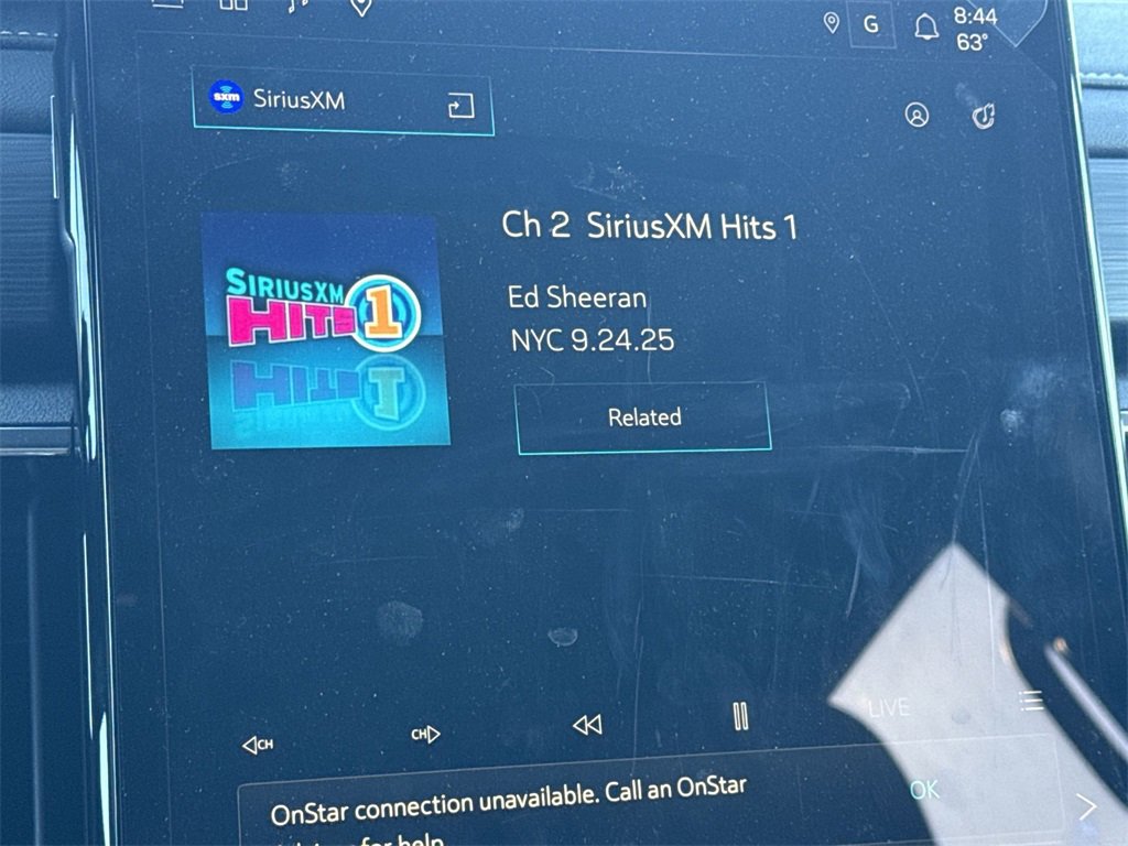 New 2025 GMC Acadia Elevation image 23