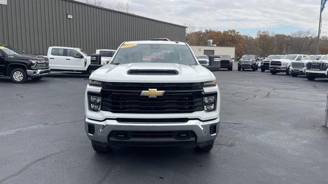 Used 2024 Chevrolet Silverado 2500 W/T w/ WT/CX Safety Package image 9