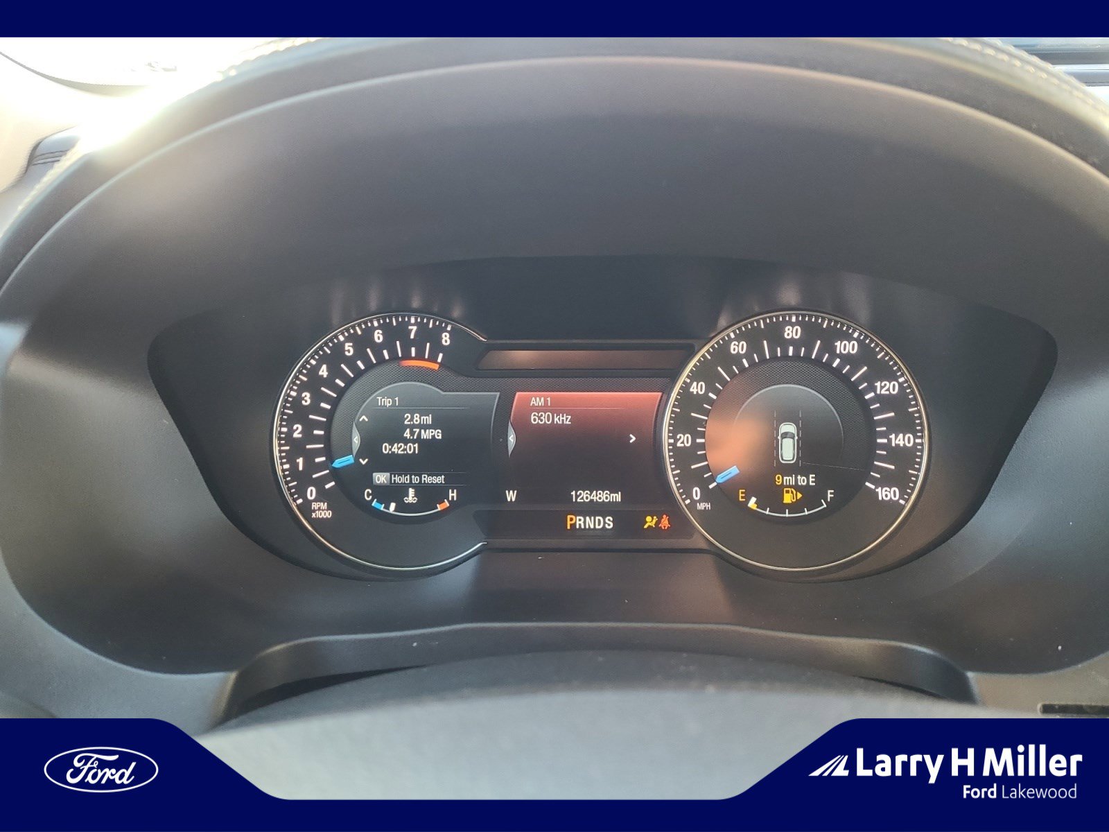 Used 2016 Ford Explorer Platinum image 11