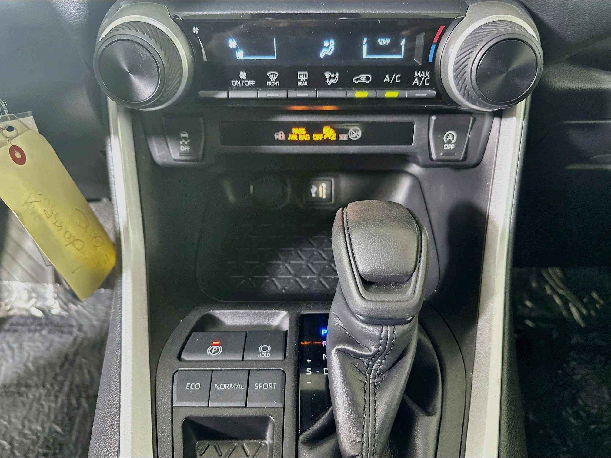 Used 2024 Toyota RAV4 LE FWD image 22