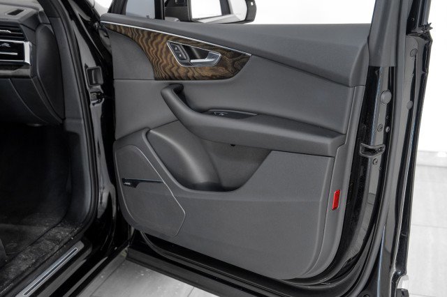 Used 2020 Audi Q7 2.0T Premium Plus w/ Premium Plus Package image 41