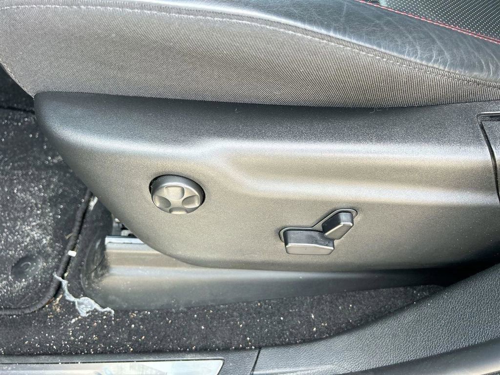 Used 2025 Dodge Durango GT image 25