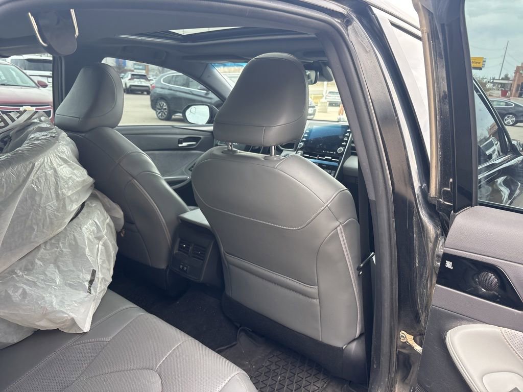 Used 2019 Toyota Avalon XSE w/ Protection Package FWD image 33