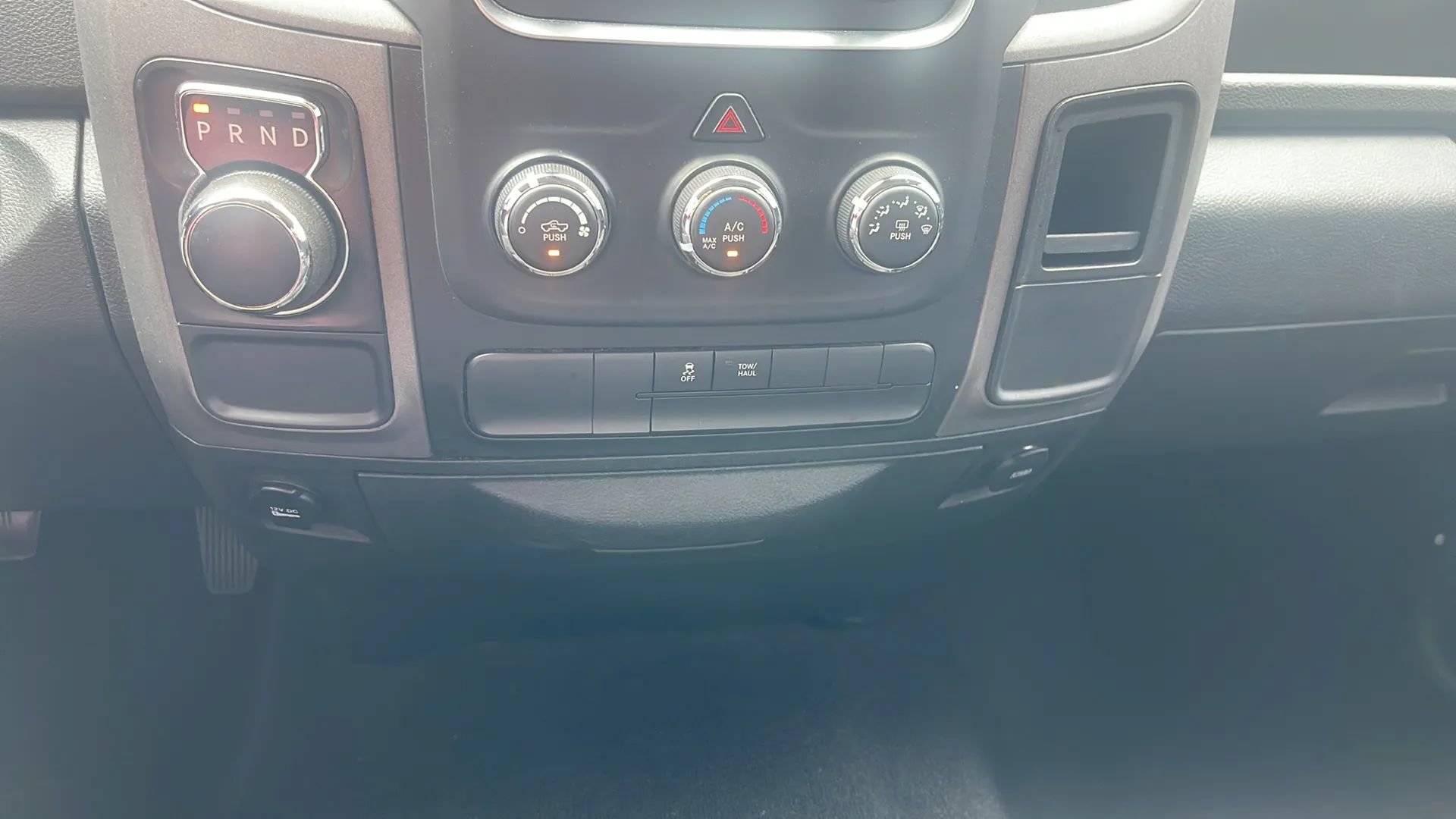 Used 2018 RAM 1500 Express w/ Express Value Package RWD image 13