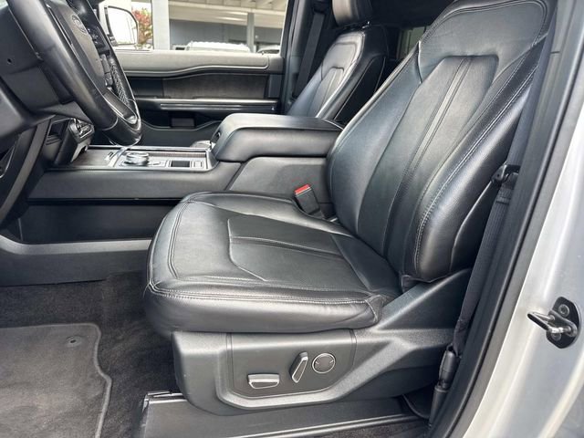 Used 2019 Ford Expedition Limited w/ Driver Assistance Package RWD image 20