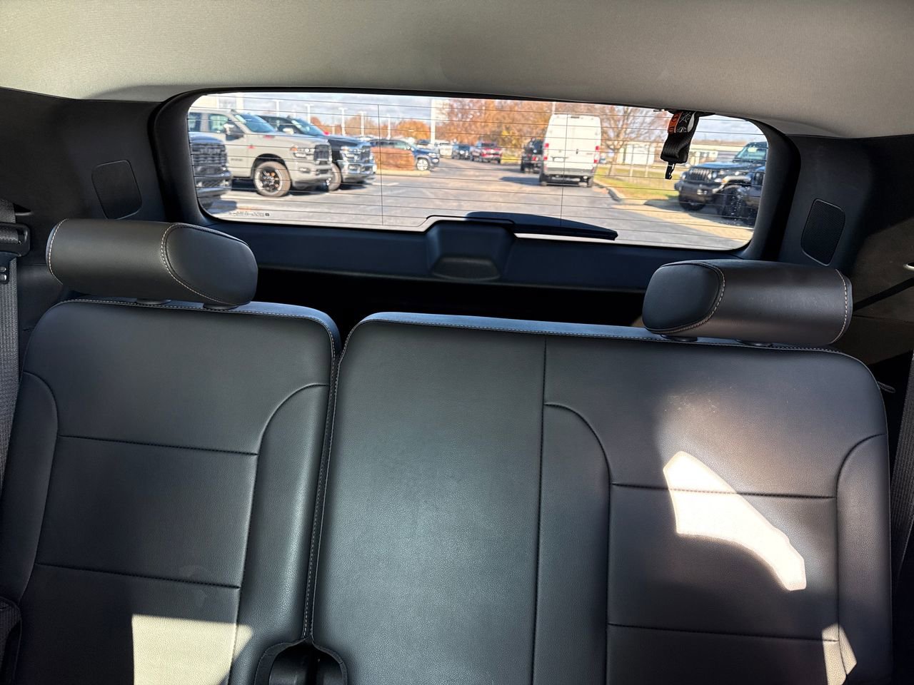 Used 2020 Chevrolet Traverse LT w/ LT Premium Package image 16