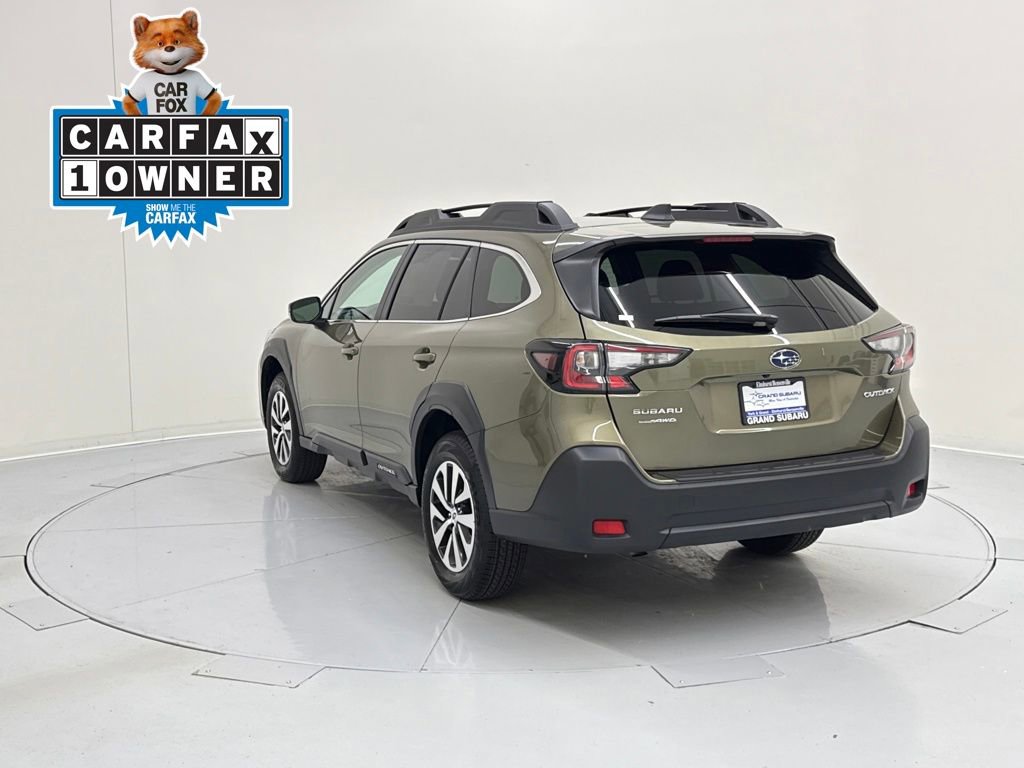 Certified 2025 Subaru Outback Premium w/ Popular Package #1A image 3