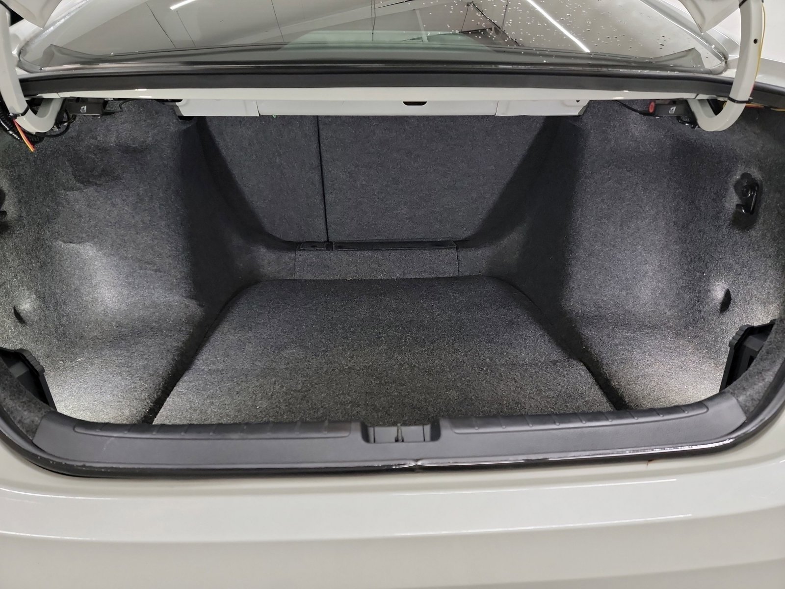 Used 2019 Honda Accord EX image 26