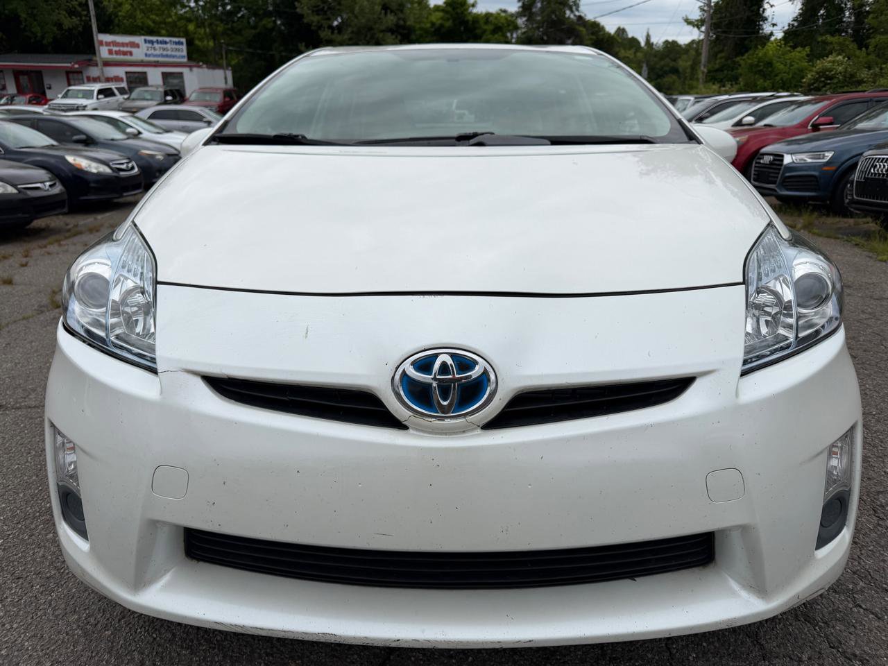 Used 2010 Toyota Prius Five FWD image 2