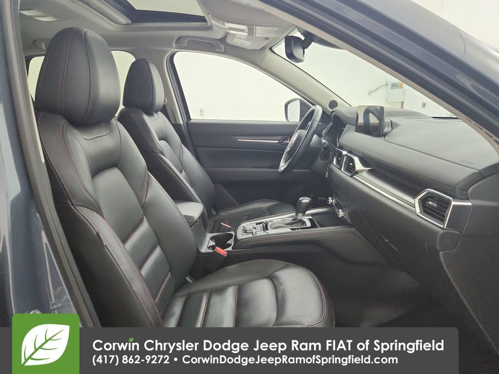 Used 2025 MAZDA CX-5 Carbon Edition AWD/4WD image 32