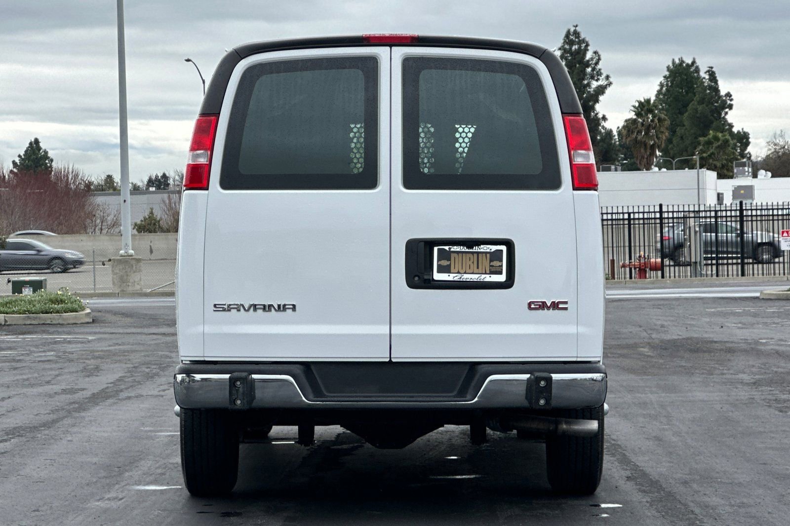 Used 2024 GMC Savana 2500 w/ Driver Convenience Package image 5