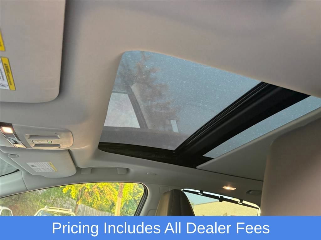 Used 2025 Nissan Murano Platinum w/ Cargo Package AWD/4WD image 11