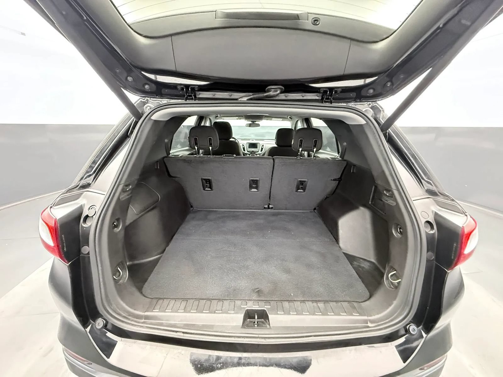 Used 2019 Chevrolet Equinox LT FWD image 20