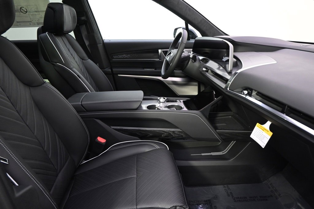New 2026 Cadillac Vistiq Platinum image 16