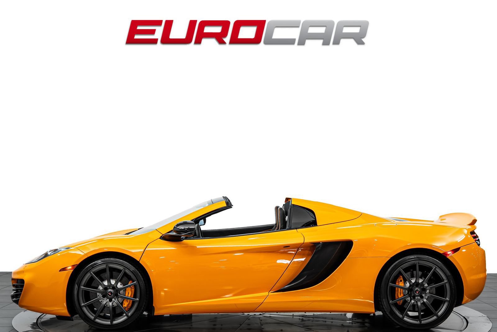 Used 2013 McLaren MP4-12C Spider RWD image 2