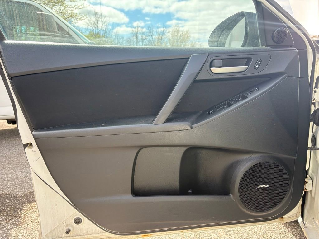 Used 2012 MAZDA MAZDA3 i Touring image 11