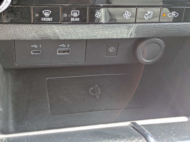 Used 2024 Mitsubishi Outlander FWD image 25