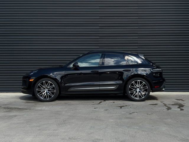 Certified 2026 Porsche Macan Turbo AWD/4WD image 2