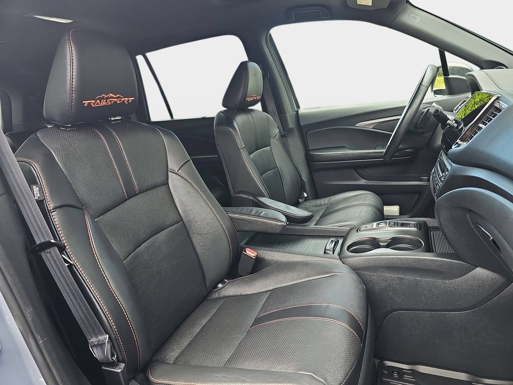 Used 2022 Honda Pilot TrailSport image 10