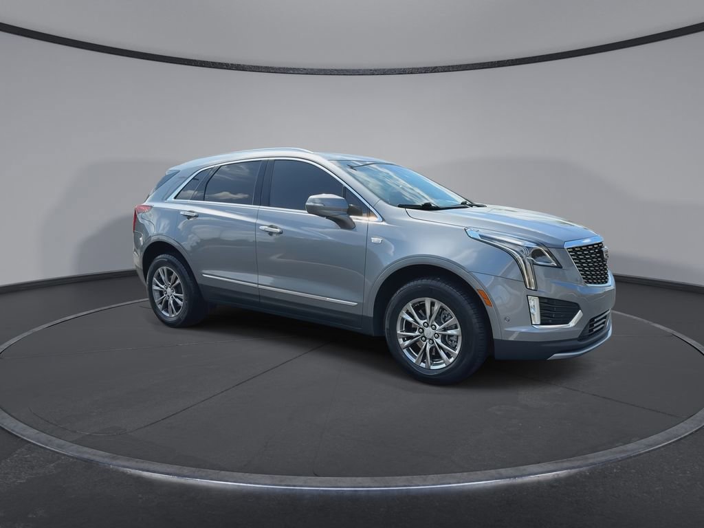 Used 2022 Cadillac XT5 Premium Luxury w/ Technology Package image 2