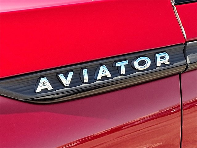 Used 2020 Lincoln Aviator Reserve w/ Equipment Group 202A image 32