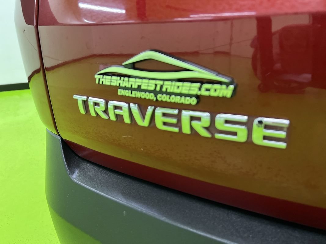 Used 2023 Chevrolet Traverse LT FWD image 12