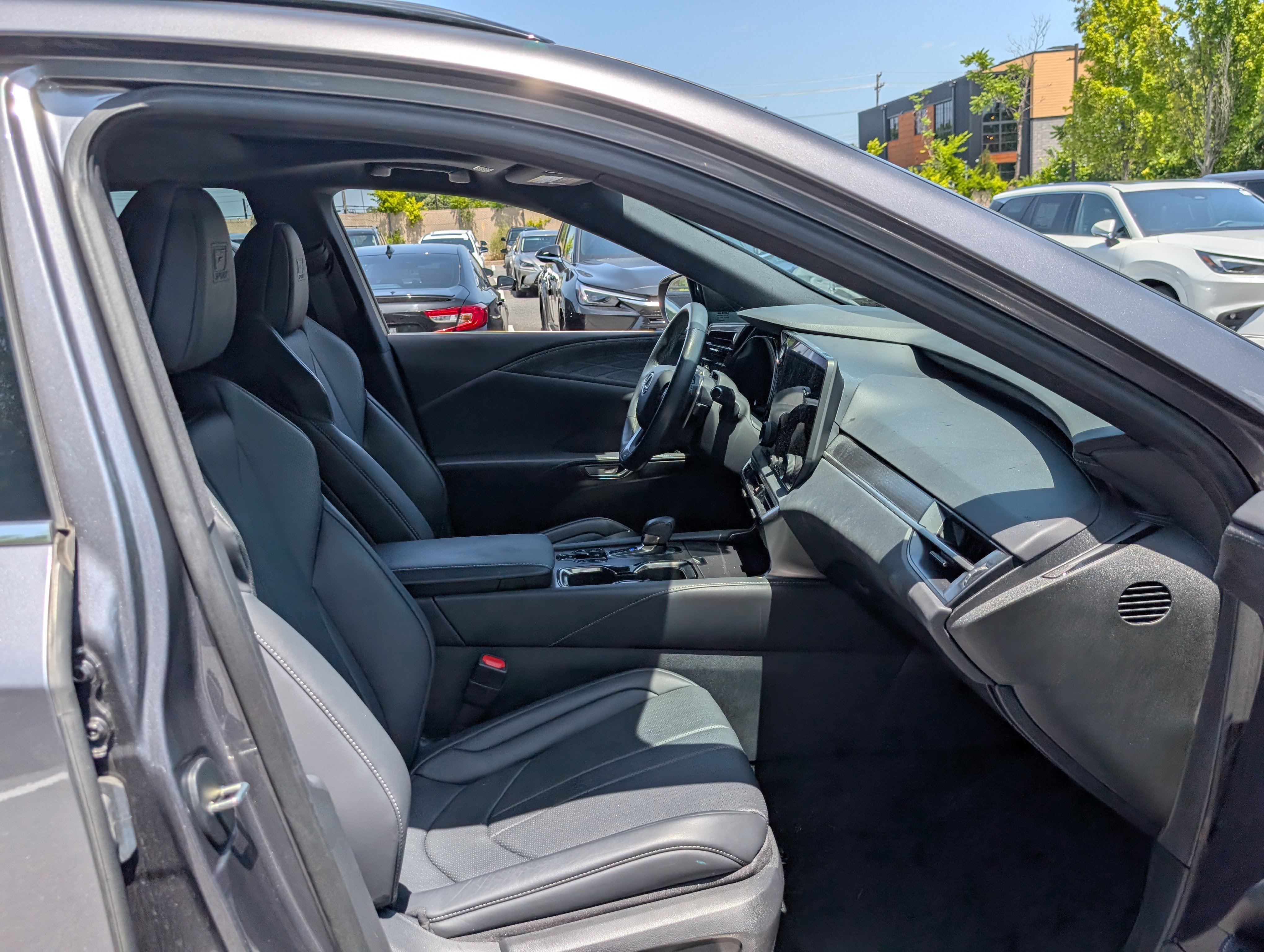 Used 2023 Lexus RX 350 F Sport w/ Accessory Package AWD/4WD image 12