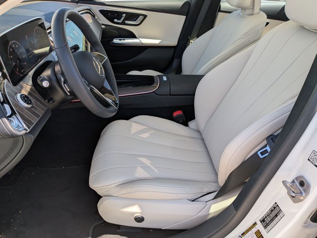 Used 2025 Mercedes-Benz E 350 Sedan image 15