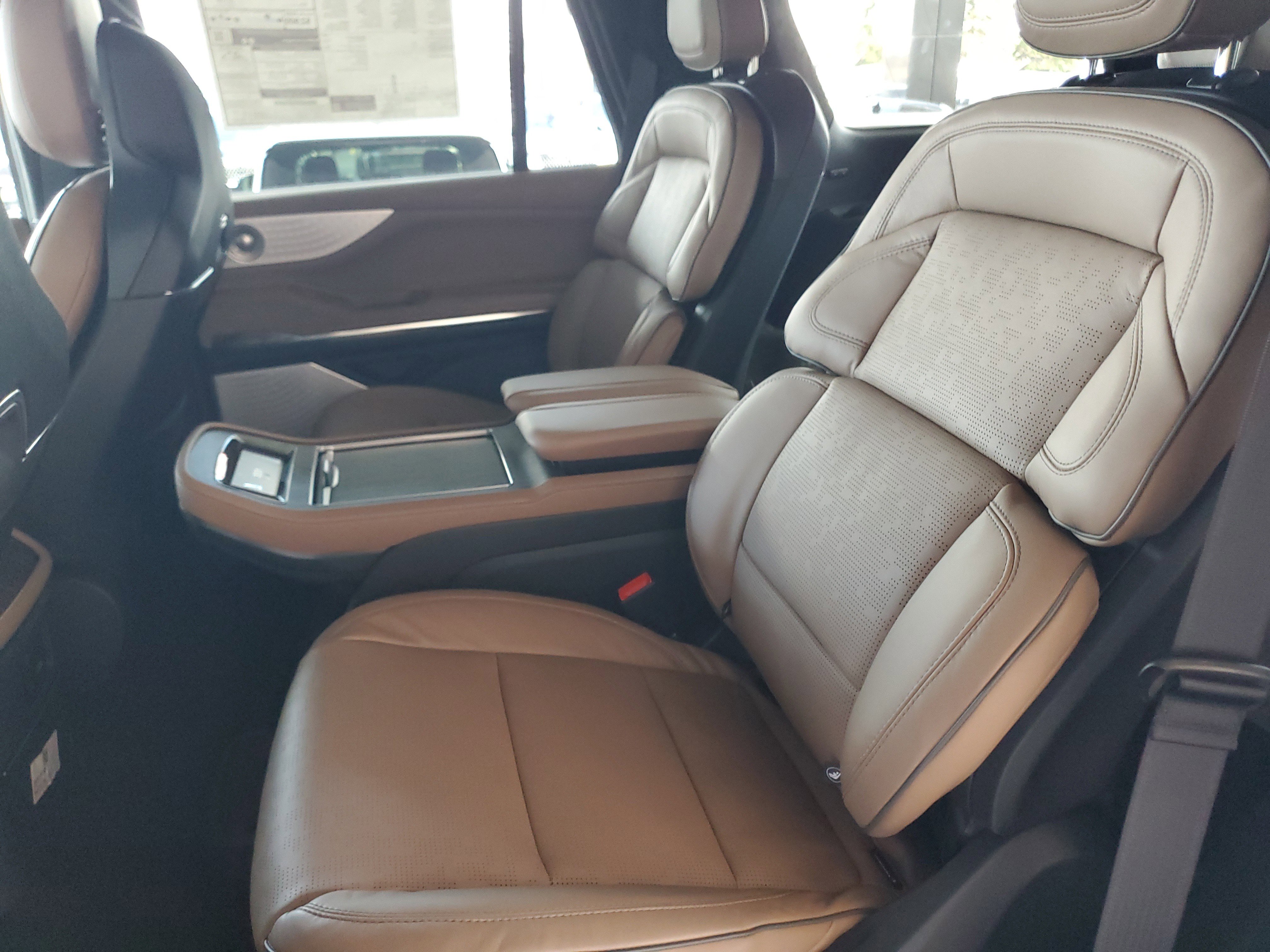 New 2026 Lincoln Navigator Black Label image 30