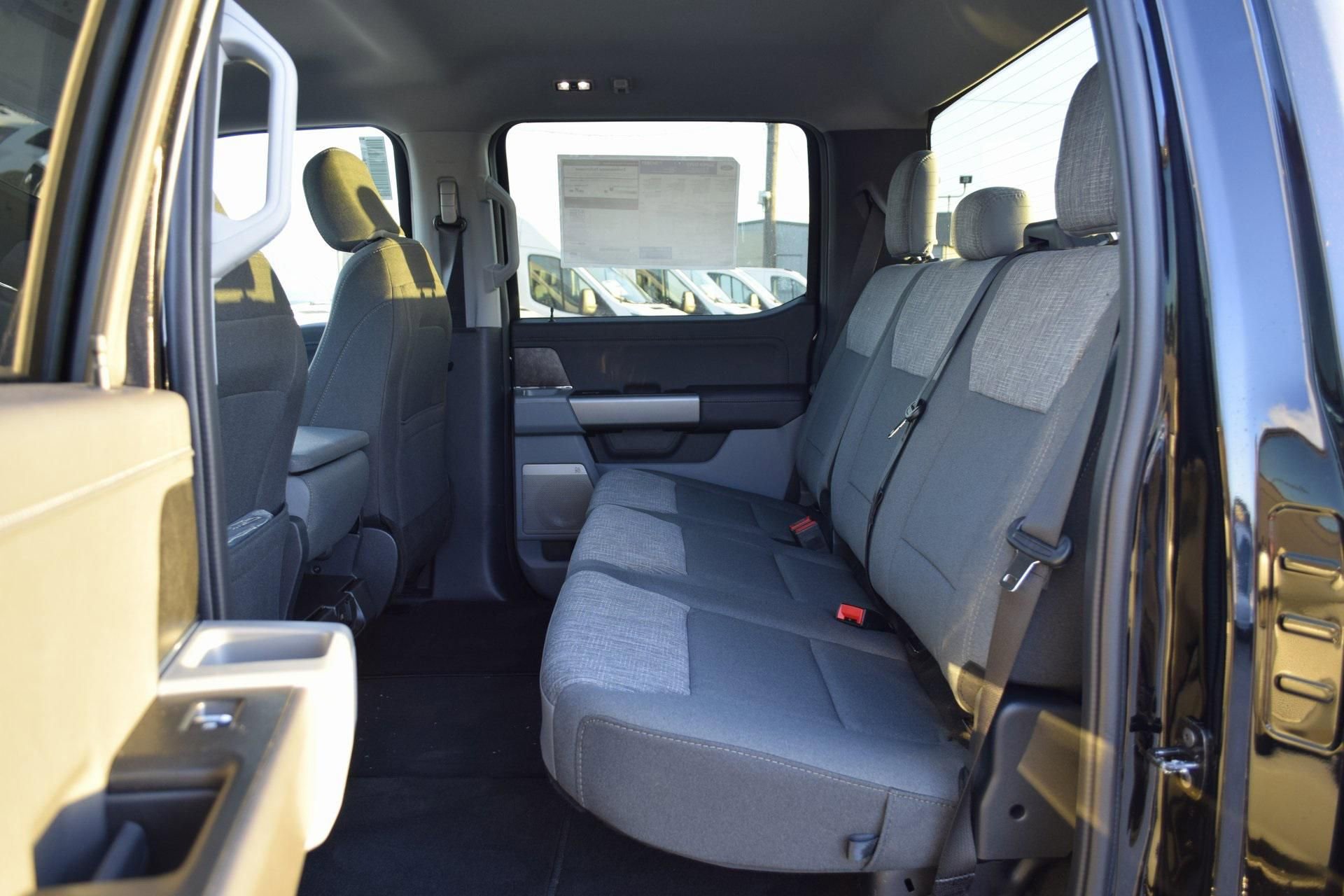 New 2026 Ford F250 XLT w/ XLT Premium Package image 20