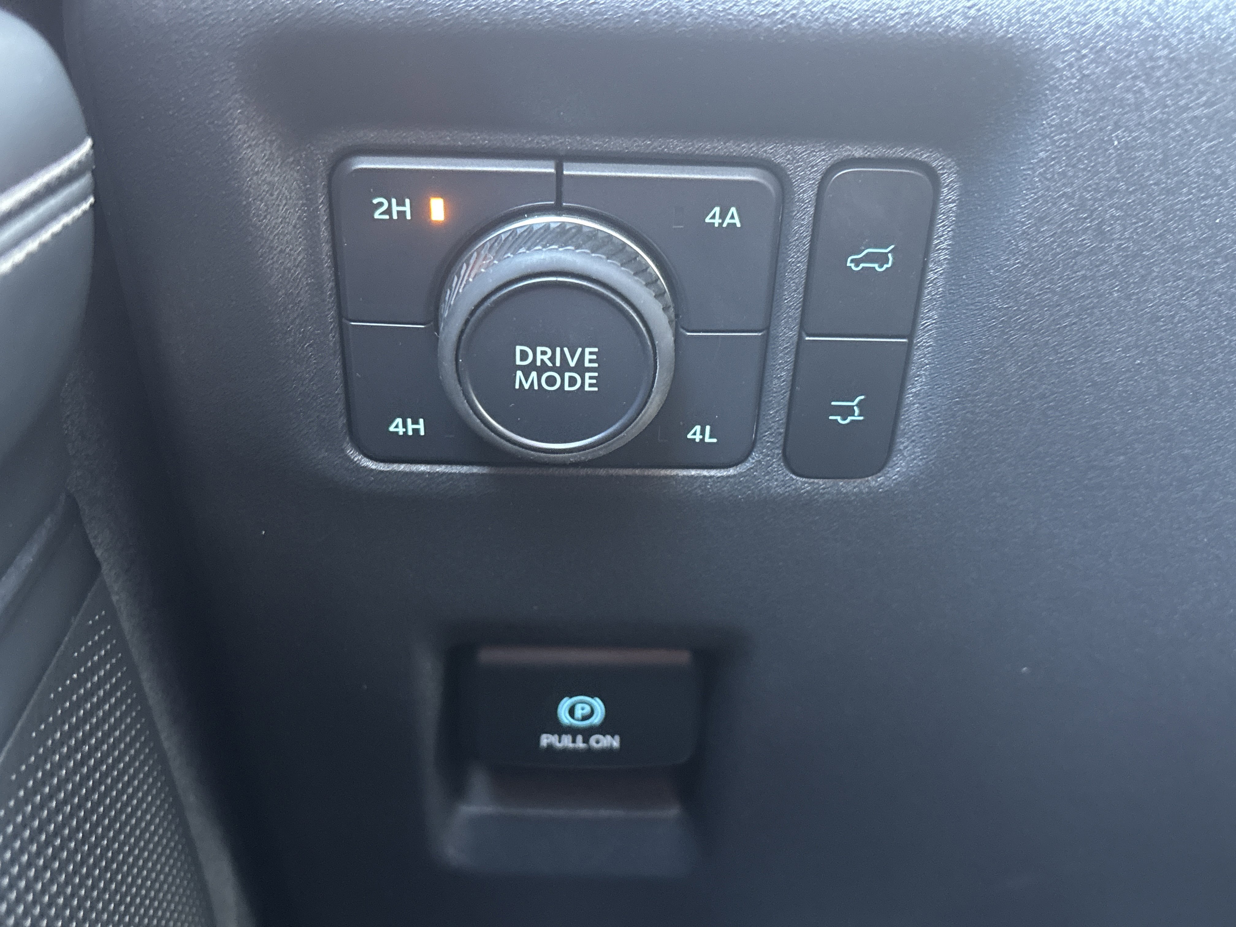 Used 2025 Ford Expedition Max Platinum AWD/4WD image 32