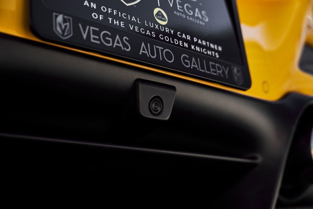 Used 2021 Ferrari F8 Tributo image 15