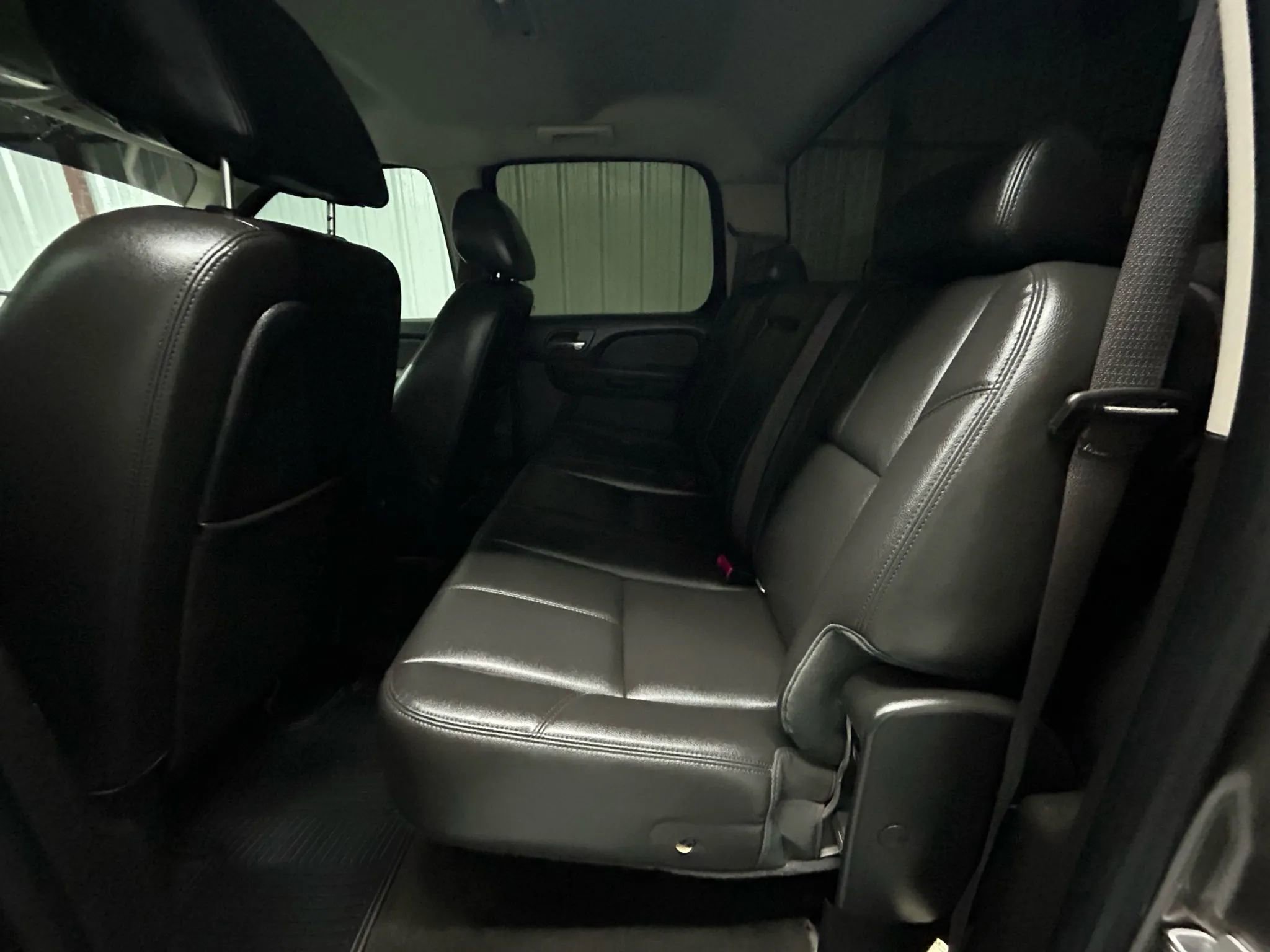 Used 2012 GMC Sierra 2500 SLT w/ SLT Convenience Package image 9