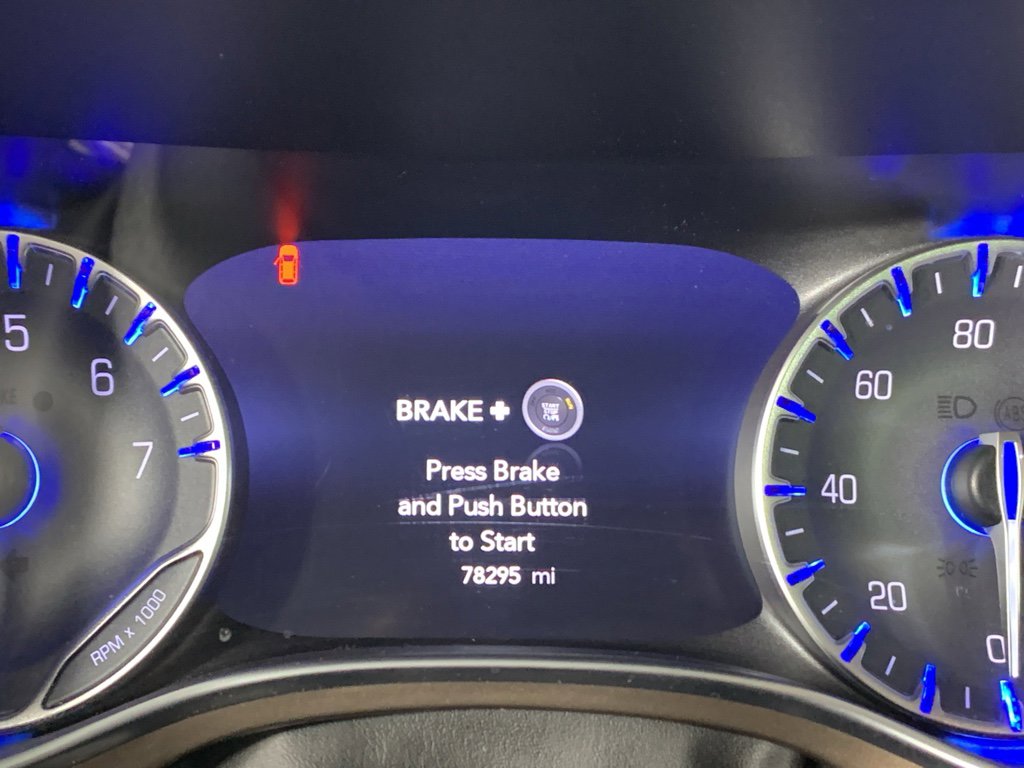 Used 2017 Chrysler Pacifica Touring-L Plus w/ Advanced Safetytec Group image 24