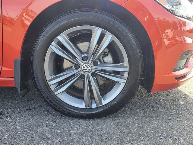 Used 2021 Volkswagen Jetta R-Line FWD image 9