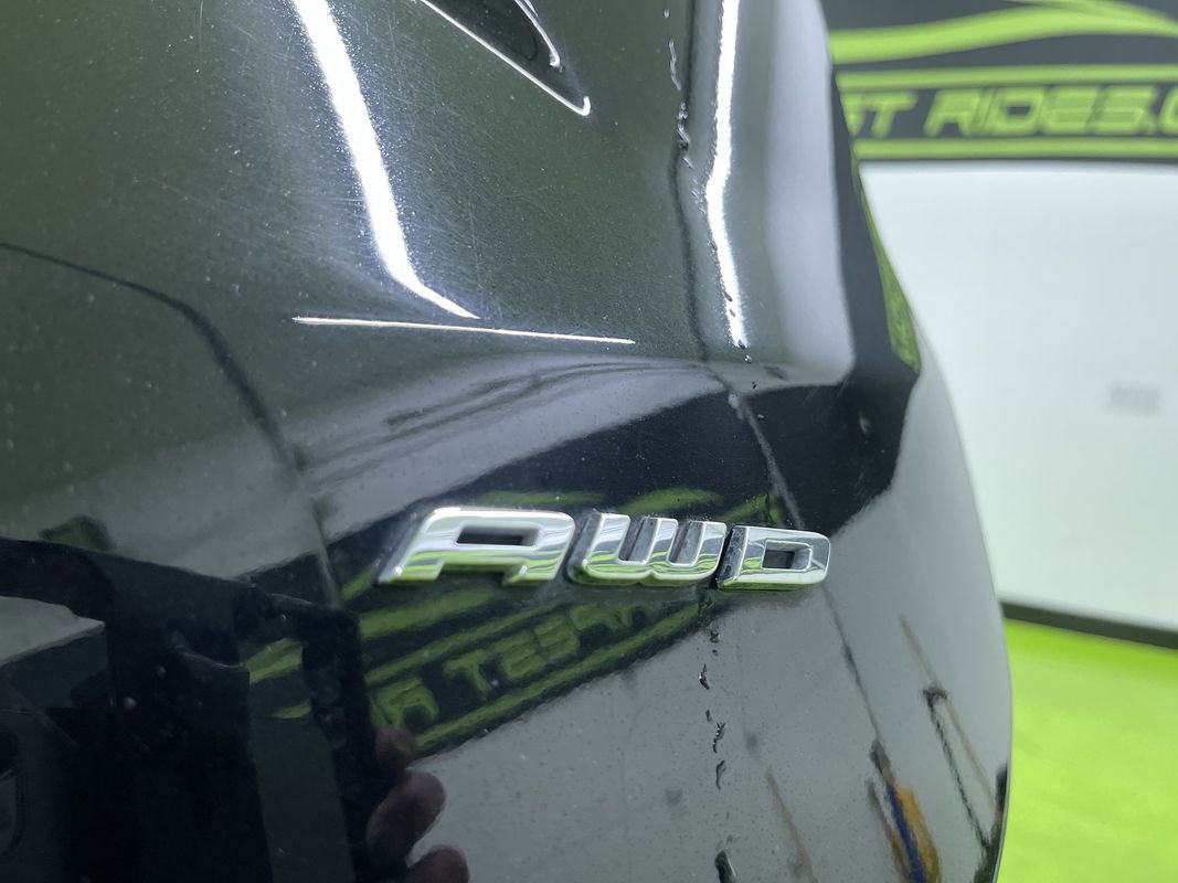 Used 2022 Ford Edge Titanium image 14