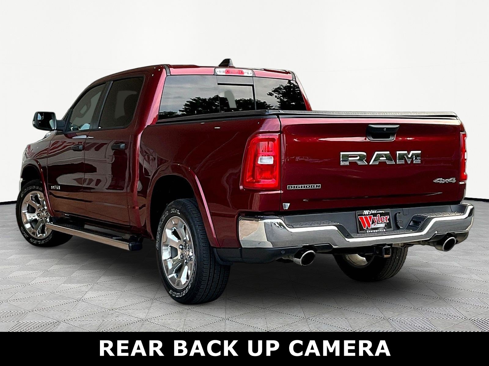 Used 2025 RAM 1500 Big Horn AWD/4WD image 4