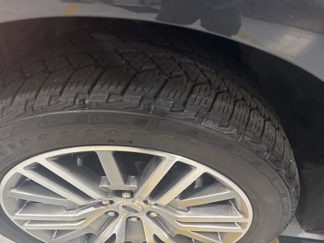 Used 2023 Ford Expedition Limited image 43