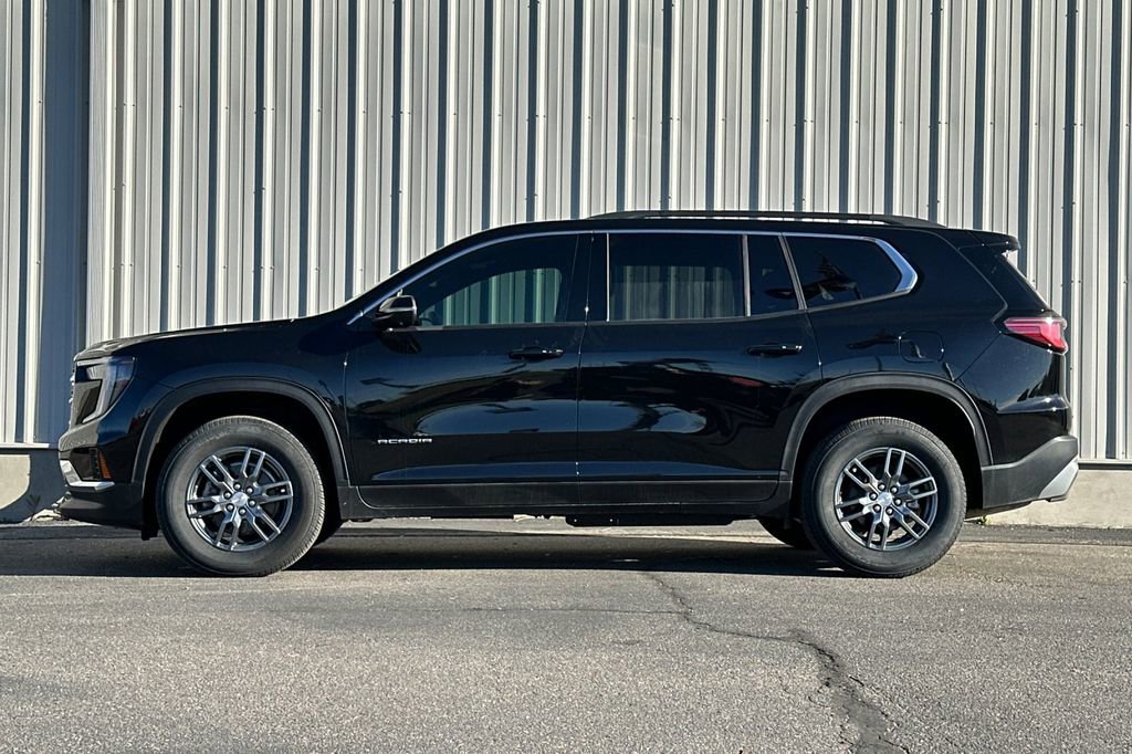 Used 2025 GMC Acadia Elevation FWD image 7
