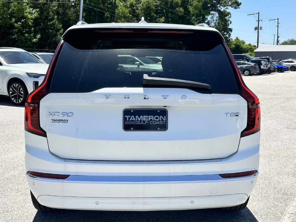 New 2026 Volvo XC90 T8 Ultra w/ Protection Package Premier AWD/4WD image 3