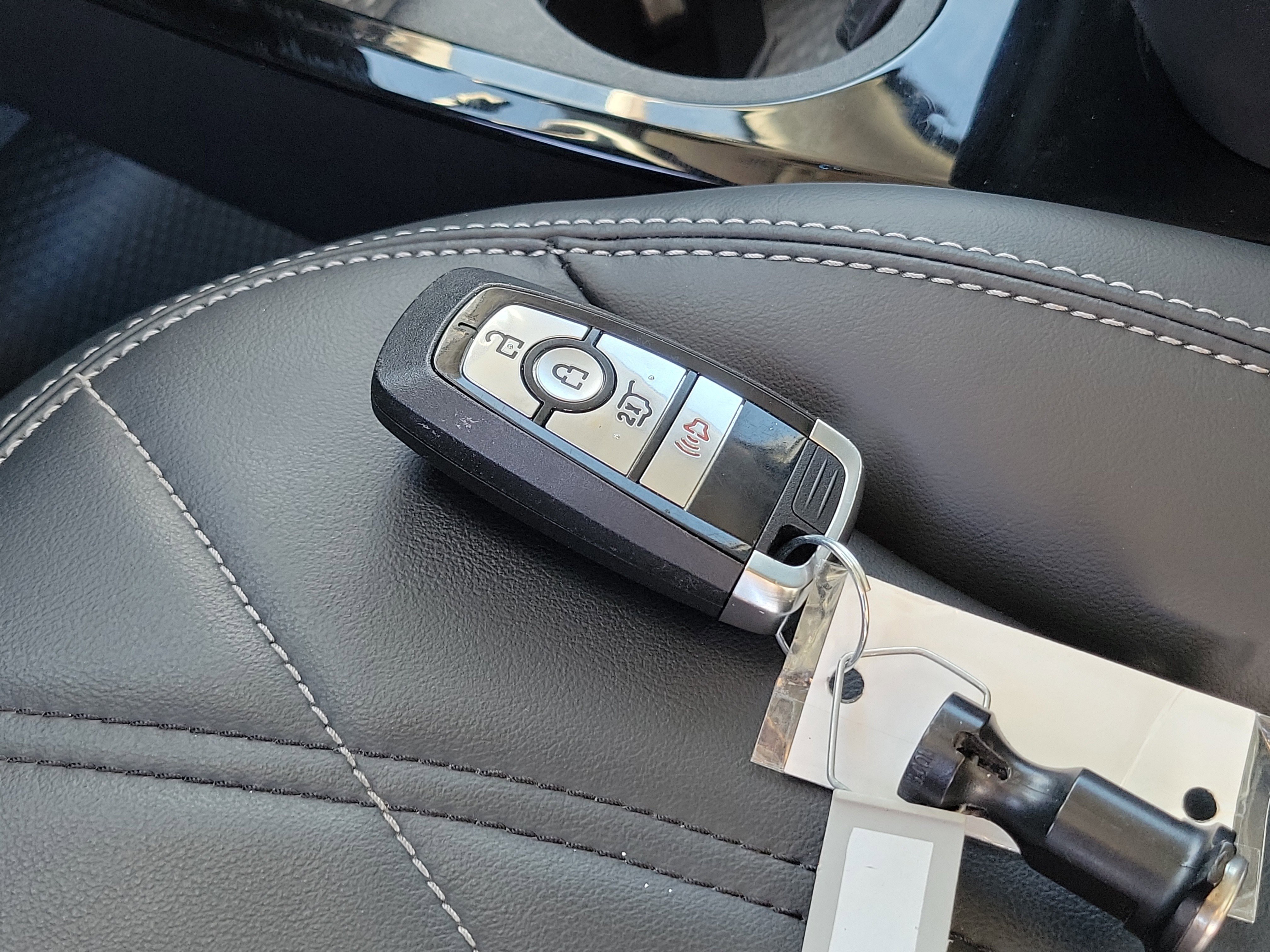 Used 2024 Ford Mustang Mach-E Select image 29