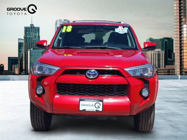Used 2018 Toyota 4Runner SR5 AWD/4WD image 9