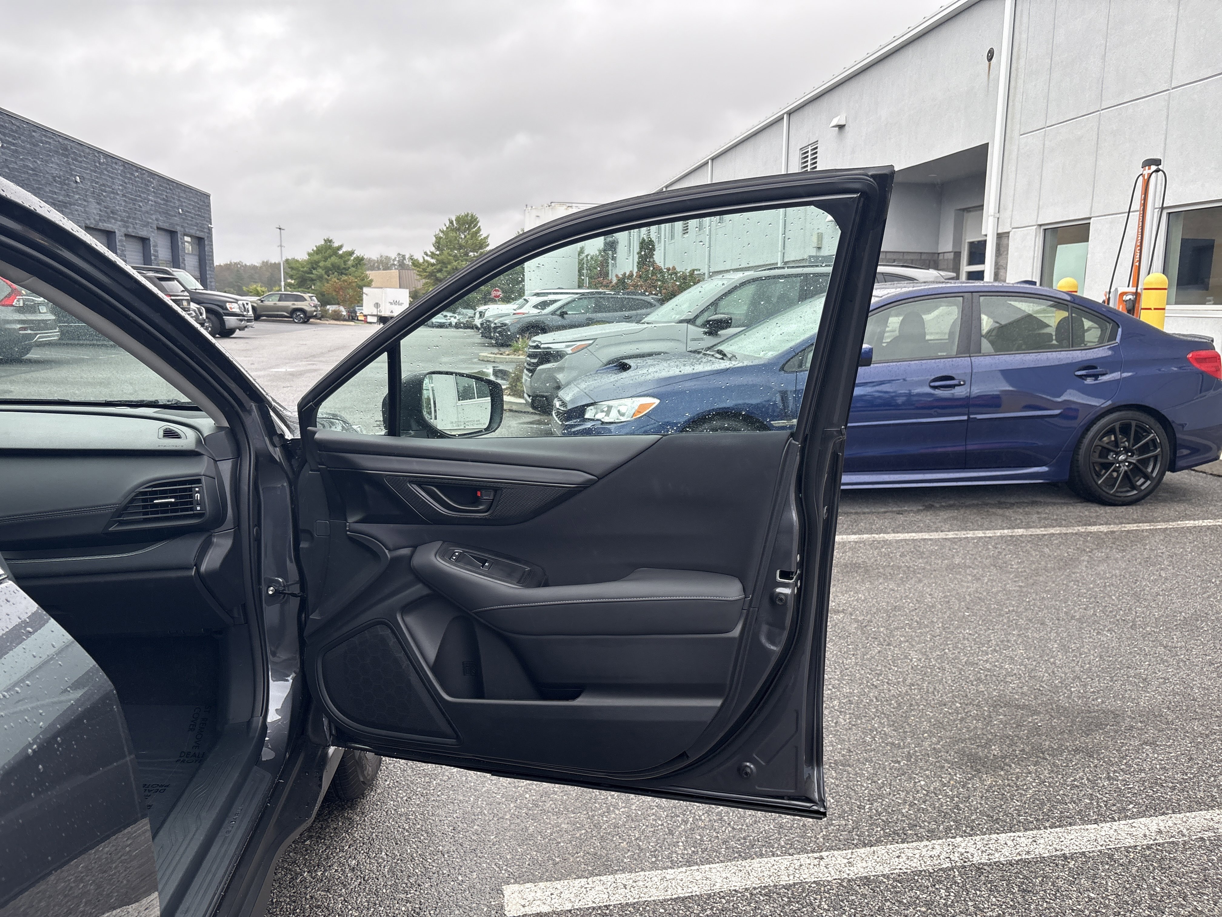 Certified 2025 Subaru Outback image 23