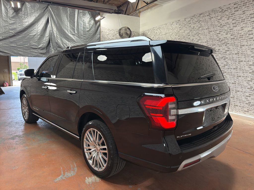 Used 2023 Ford Expedition Max Platinum AWD/4WD image 5