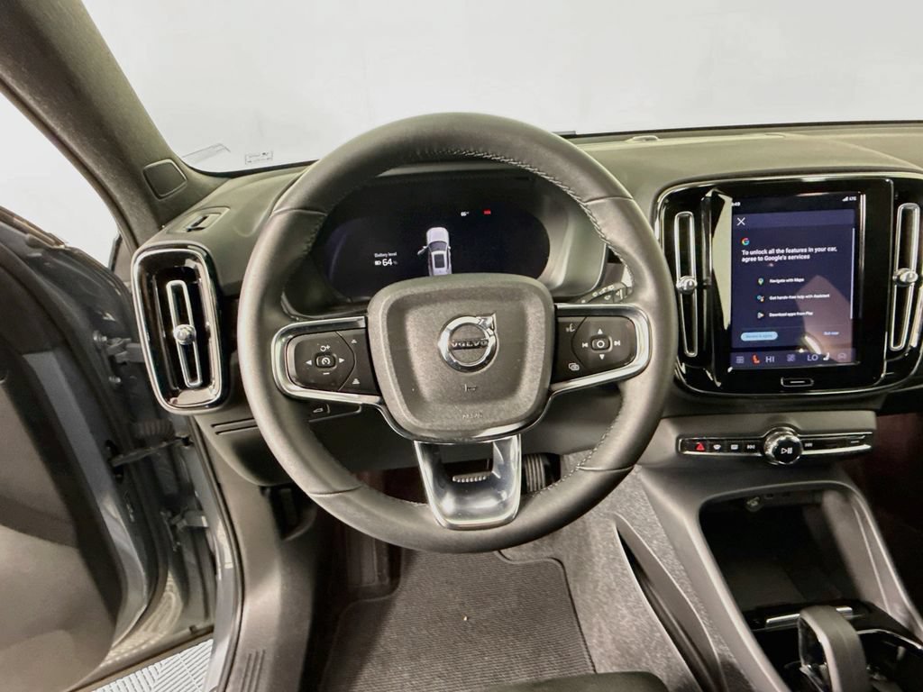 Used 2023 Volvo XC40 Recharge Plus AWD/4WD image 12