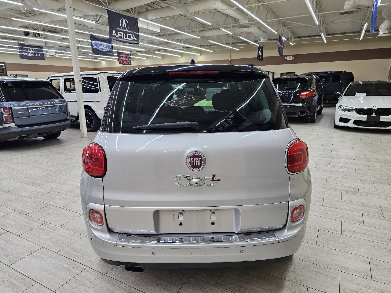 Used 2017 FIAT 500L Lounge w/ Premium Package image 8